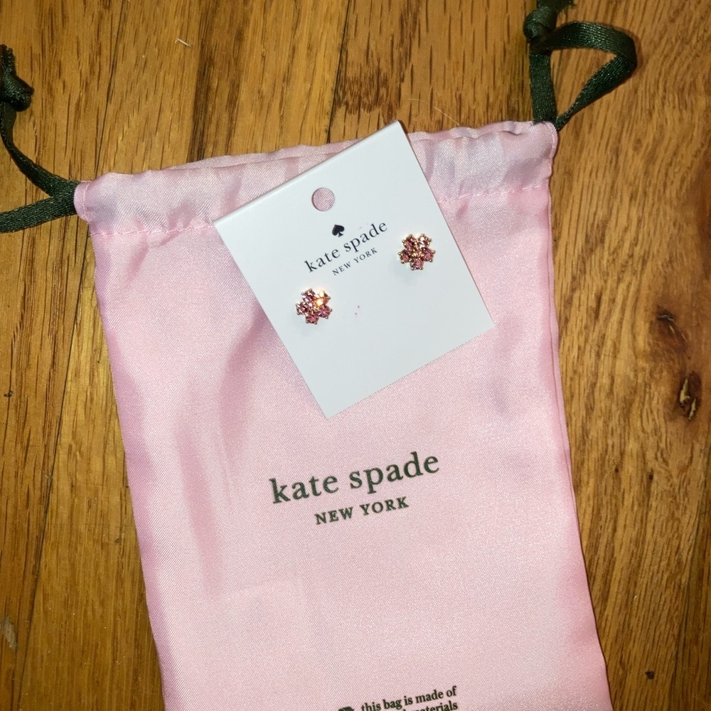 Kate Spade Flower Rhinestone Stud Earrings w/ Dust Bag - Pink & Gold NWT - Picture 1 of 3